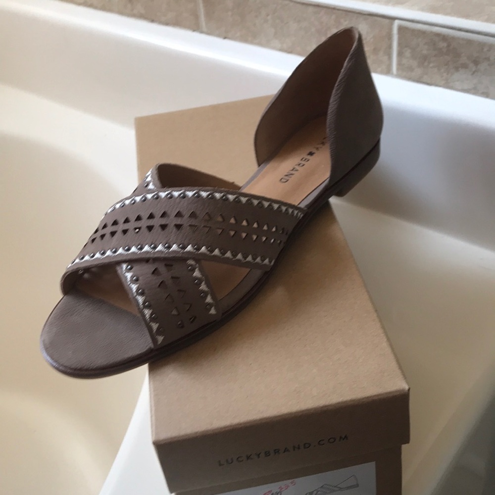 Lucky brand Mumbai size 10
